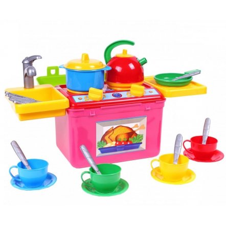 Кухня детская с посудкой в чемоданчике с полочками 