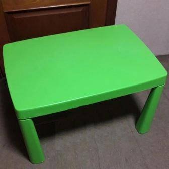 стол зеленый детский пластиковый