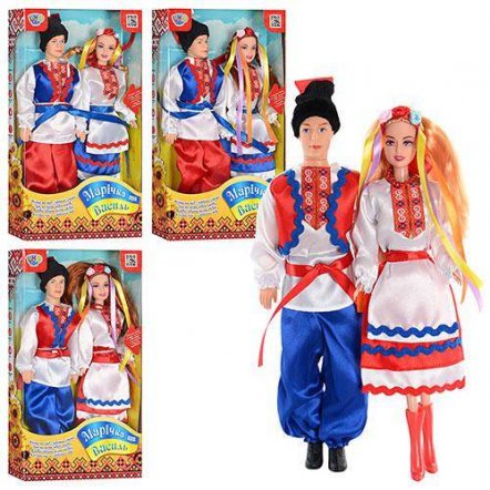 Куклы музыкальные Украинская семья М 2385