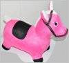  Прыгун плюшевый лошадка розовая в накидке 0325 
