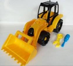 Конструктор собирайка большой разборной "Трактор с ковшом" 30.006 Toys Plast, Украина