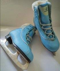 Уценка!Коньки Nordway прогулочные размер 37,5 с меховой отделкой 2019